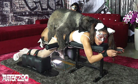 The Art Of Zoo - Mach.1 Ladytrap - dog sex bondage video